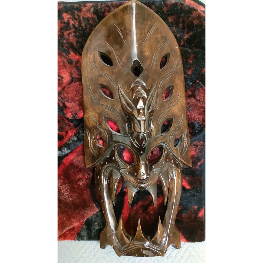 Hawaiian Demon Carving about 3ft